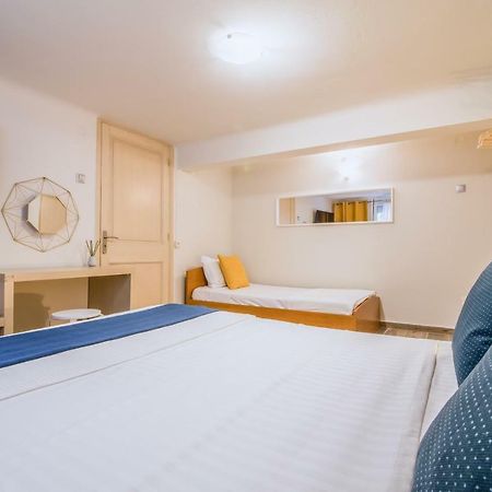 Cozy And Central Apartment Афины Экстерьер фото