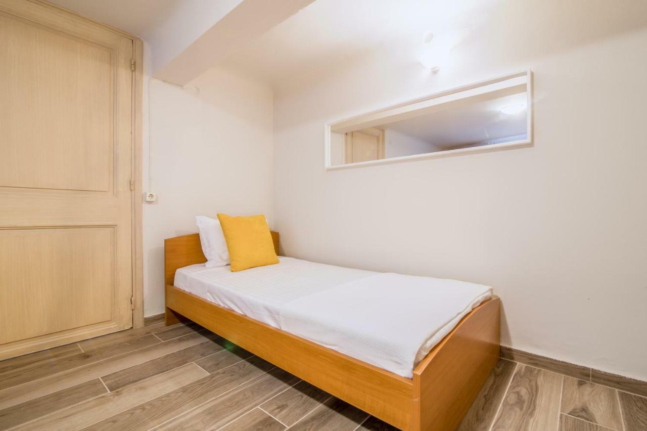 Cozy And Central Apartment Афины Экстерьер фото